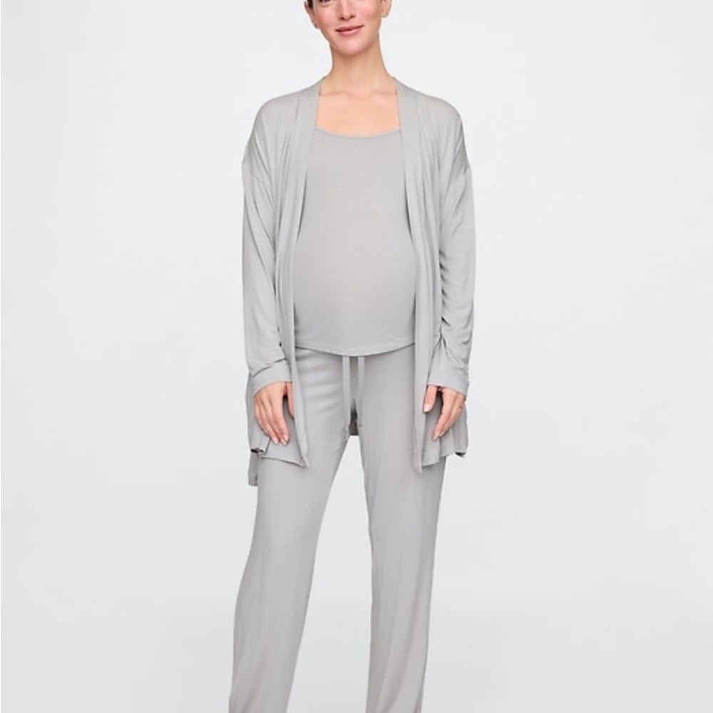 GAP Maternity Softest Model 3 Piece Set